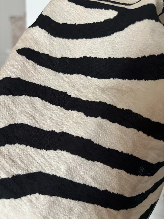 H&M Zebra-Print Wrap Mini Dress - Black & White - Picture 4 of 4